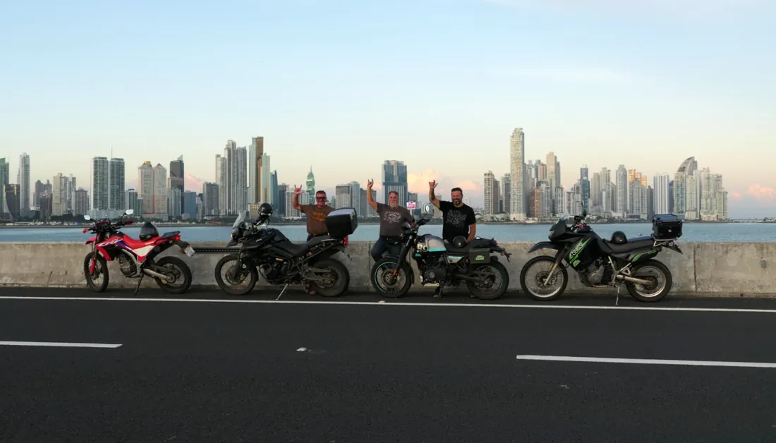 Passer la frontière du Panamá à moto, mode d'emploi