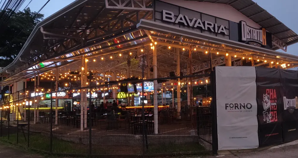 Bar dans la ville d'Alajuela